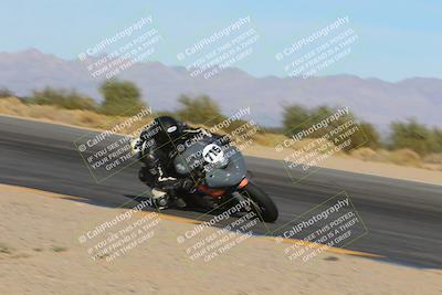 media/Dec-10-2023-SoCal Trackdays (Sun) [[0ce70f5433]]/Turn 10 Inside (140pm)/